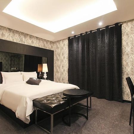 Hotel Cullinan Daechi Seoul Exterior photo
