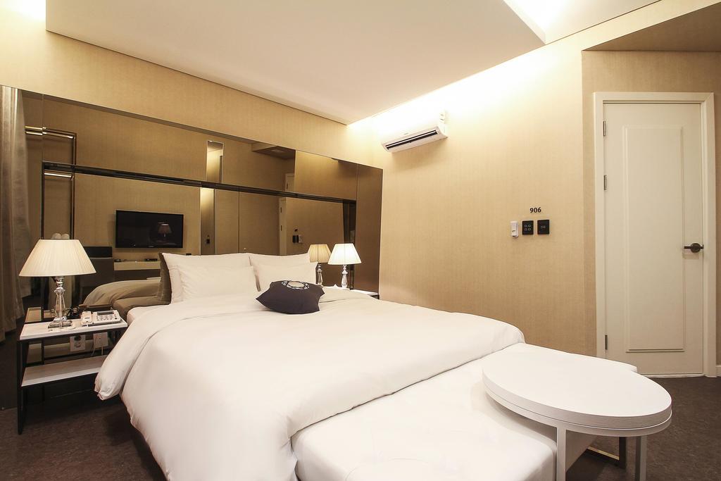 Hotel Cullinan Daechi Seoul Exterior photo