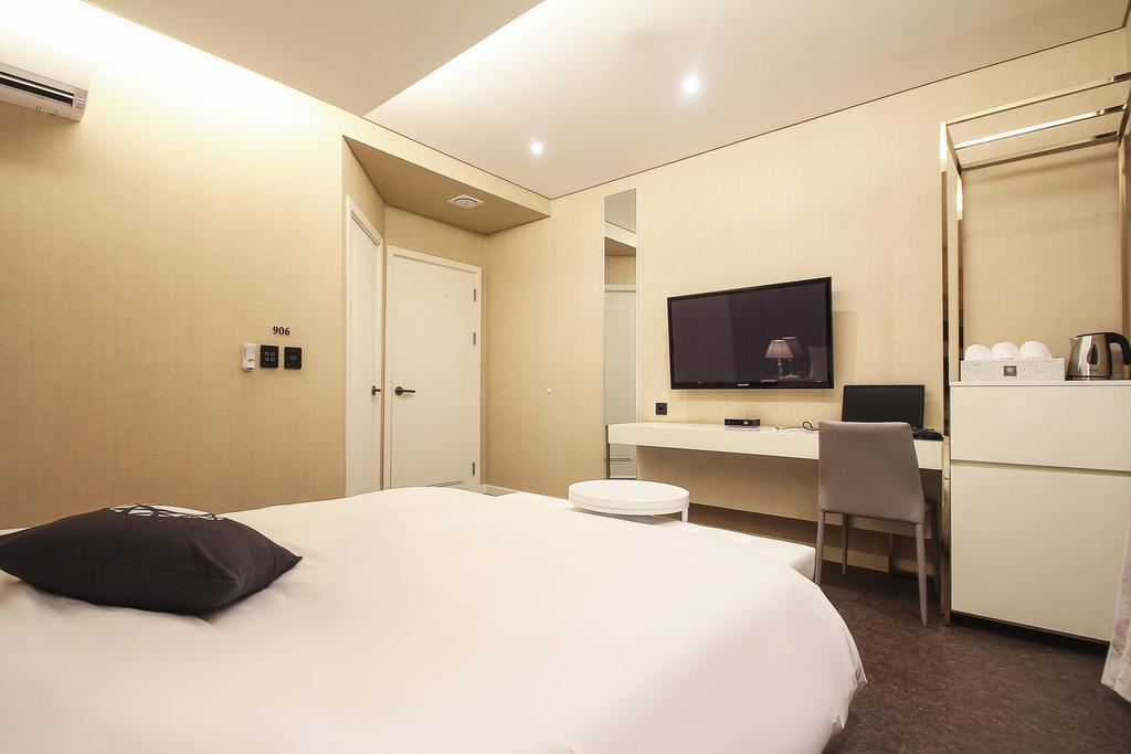 Hotel Cullinan Daechi Seoul Exterior photo